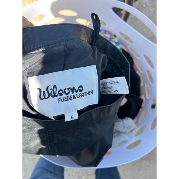 Wilsons Leather Mini Skirt, Black Leather, Back Zipper, Size‎ 6 - Picture 3 of 4